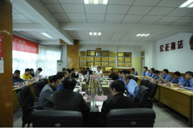 凝聚共识 保驾护航 持续服务“两个健康”-李亚光总经理参加榆林市检察院、工商联召开保促非公经济座谈会