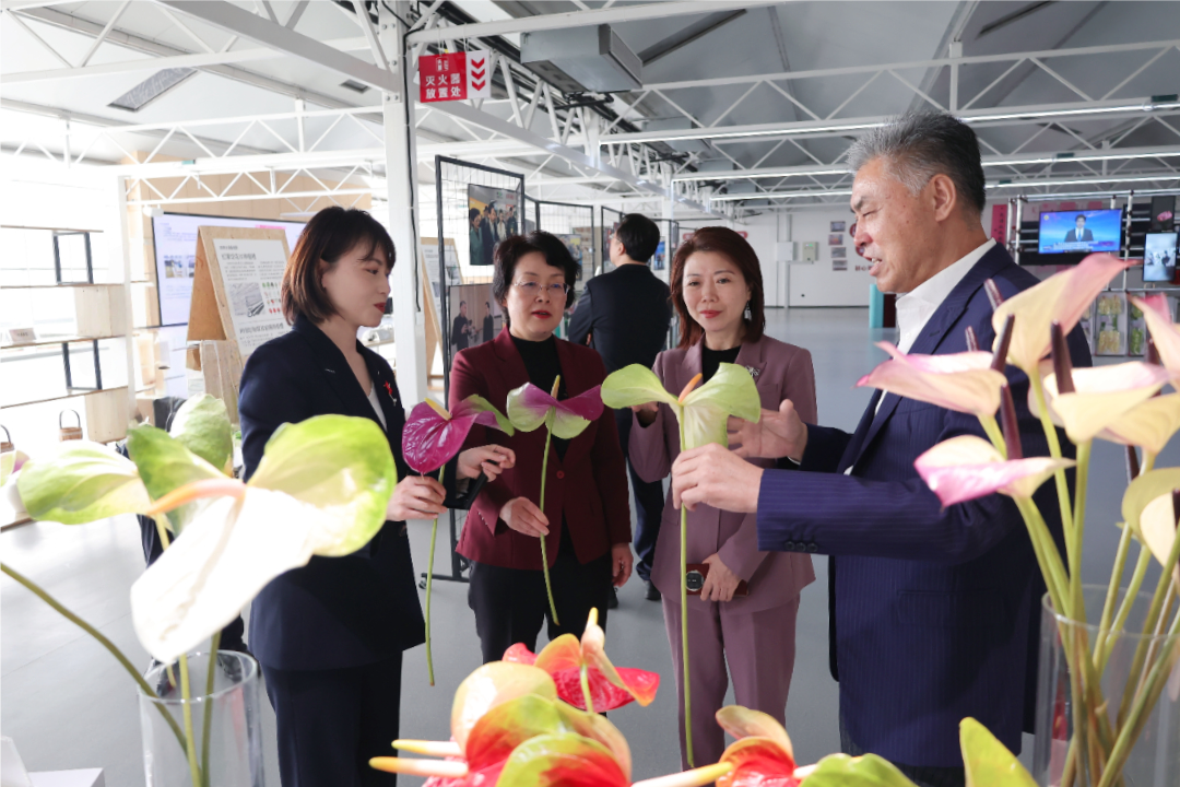 陕西省妇联党组书记、主席王玉娥调研伊翡园艺